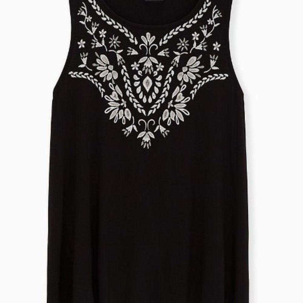 Torrid BLACK EMBROIDERED JERSEY CREW TANK Size 0